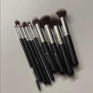 Full face Brushes set